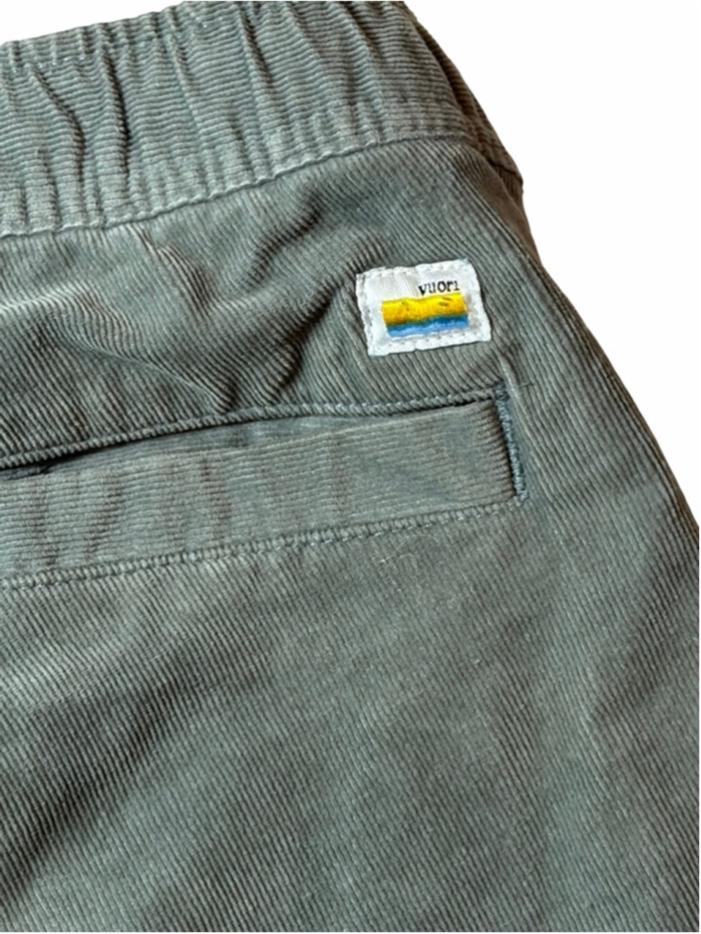 Vuori Optimist Corduroy Shorts Gray Green Drawstring Elastic Waist S - Picture 8 of 8
